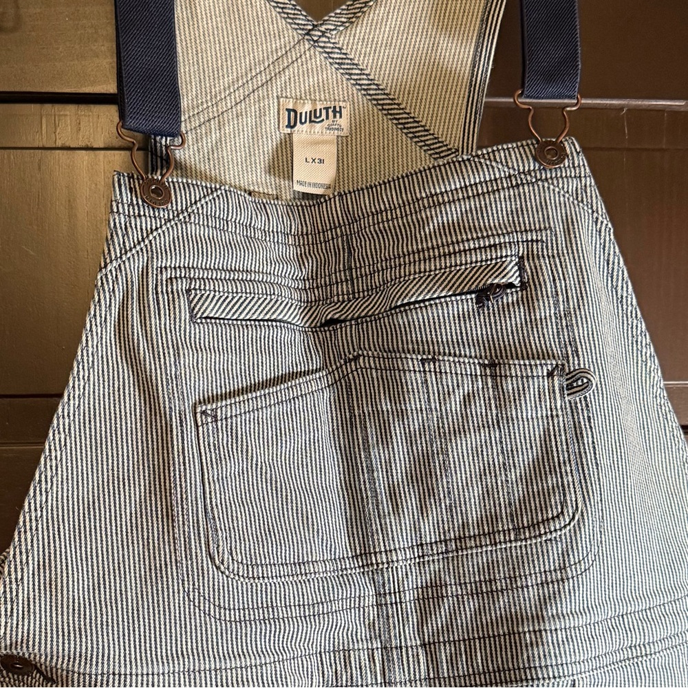*NWOT* Women's Rootstock Gardening Overalls. Duluth Trading Co. Denim. Size L/31